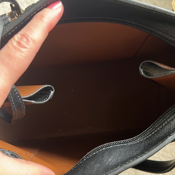 Adorable MK purse with wristlet - Picture 3 of 5